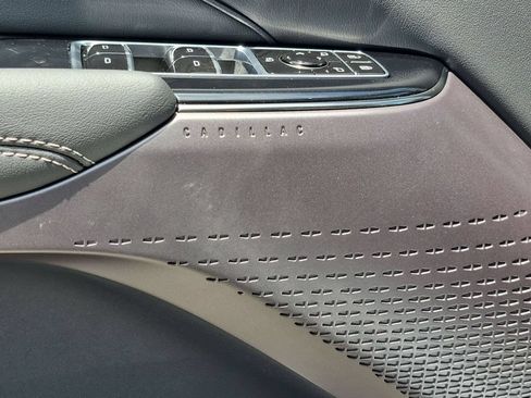 New 2026 Cadillac Lyriq Luxury AWD/4WD image 14