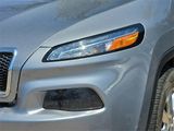 Used 2016 Jeep Cherokee Limited image 3