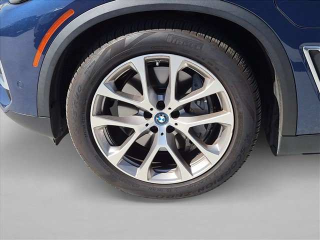 Certified 2022 BMW X5 xDrive45e w/ Luxury Seating Package AWD/4WD image 14