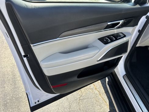 Certified 2022 Kia Telluride SX w/ SX Prestige Package image 10