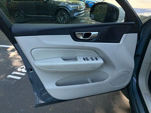 Used 2023 Volvo XC60 B5 Plus w/ Climate Package image 23