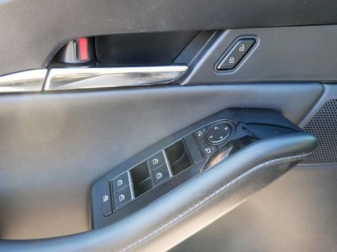 Used 2025 MAZDA CX-30 AWD 2.5 S w/ Preferred Package image 12