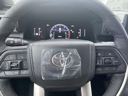 New 2025 Toyota Tacoma SR5 image 11
