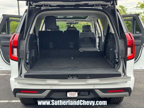 Used 2025 Ford Expedition Max Platinum AWD/4WD image 51