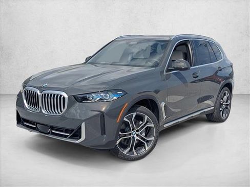 New 2026 BMW X5 sDrive40i image 1