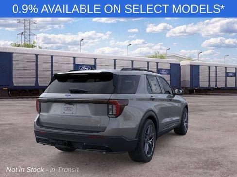 New 2026 Ford Explorer ST-Line w/ ST-Line Street Pack AWD/4WD image 8