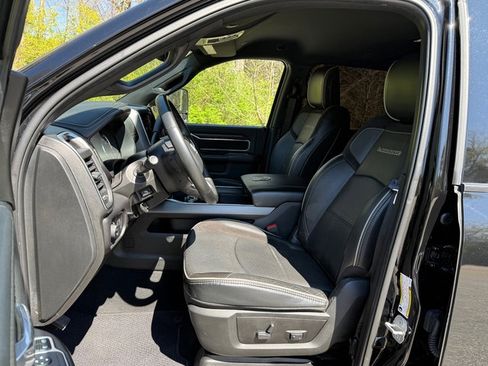Used 2024 RAM 2500 Laramie w/ Night Edition AWD/4WD image 12