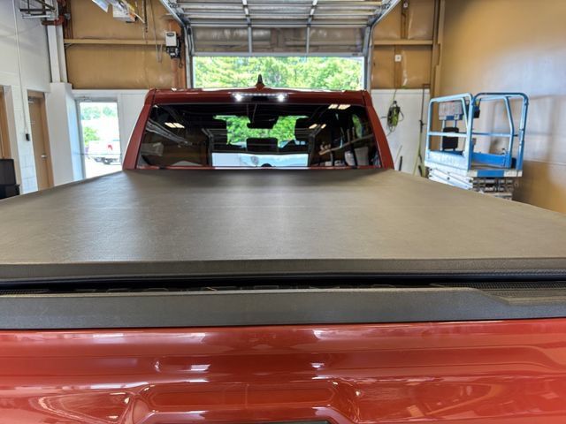 Used 2025 Toyota Tacoma TRD Sport AWD/4WD image 18