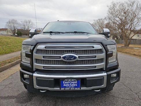 Used 2017 Ford F150 Platinum w/ Equipment Group 701A Luxury image 9