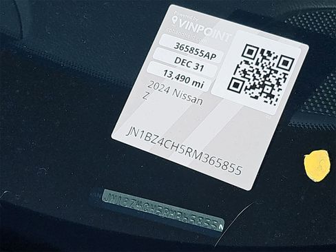 Used 2024 Nissan Z NISMO w/ Floor Mat Package image 23