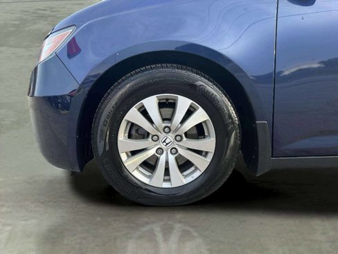 Used 2015 Honda Odyssey EX-L image 41