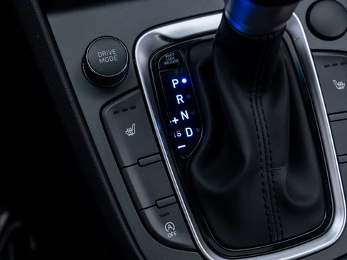 Used 2022 Hyundai Kona SEL w/ Convenience Package image 18