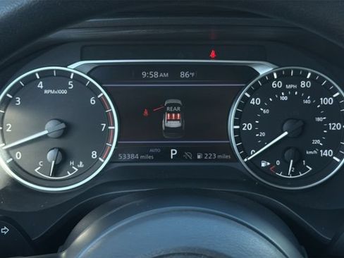 Used 2024 Nissan Rogue SV AWD/4WD image 12