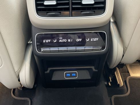 Certified 2025 Mercedes-Benz GLS 450 4MATIC w/ AMG Line Exterior image 42