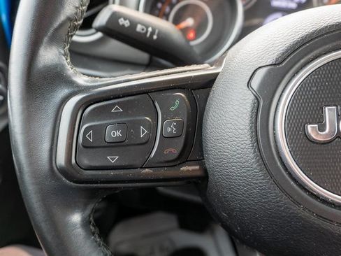 Used 2022 Jeep Gladiator Sport AWD/4WD image 19