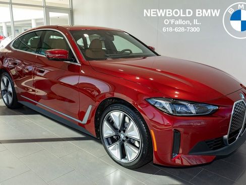New 2026 BMW i4 xDrive40i w/ Premium Package AWD/4WD image 1