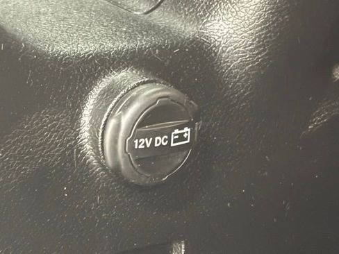 Used 2021 Jeep Wrangler Unlimited Rubicon AWD/4WD image 10