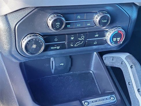 Used 2024 Ford Bronco Big Bend image 26