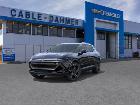 New 2026 Chevrolet Equinox EV LT w/ Convenience Package II FWD image 22