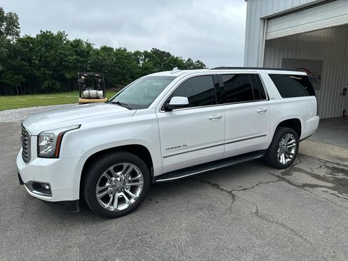 Used 2018 GMC Yukon XL SLT w/ Premium Edition RWD image 37