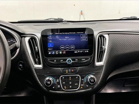 Used 2023 Chevrolet Malibu LT image 15