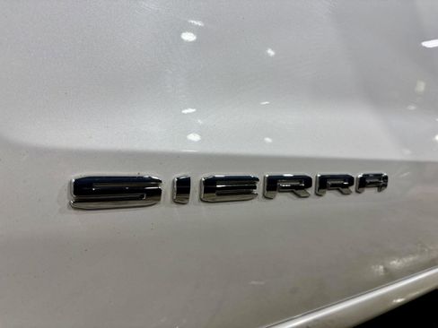 Used 2023 GMC Sierra 1500 SLT w/ SLT Premium Package image 16