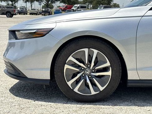 Used 2023 Honda Accord Sport image 10