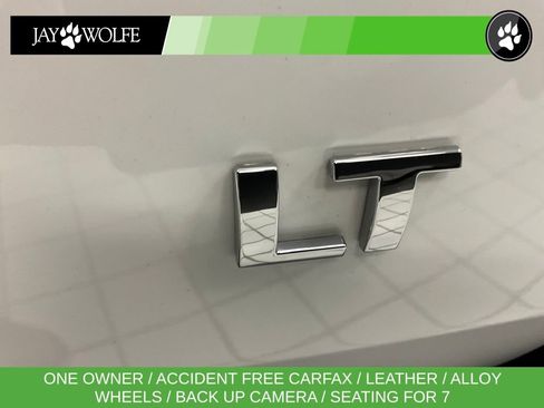 Used 2023 Chevrolet Traverse LT image 26