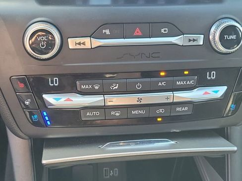 Certified 2020 Ford Explorer ST w/ Premium Technology Package AWD/4WD image 22