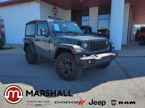 Certified 2025 Jeep Wrangler Sport AWD/4WD image 1