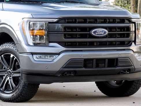 Used 2022 Ford F150 Lariat w/ Max Trailer Tow Package image 17