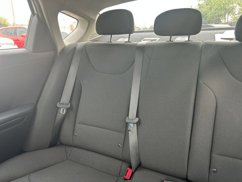 Used 2026 Kia K4 FWD image 30