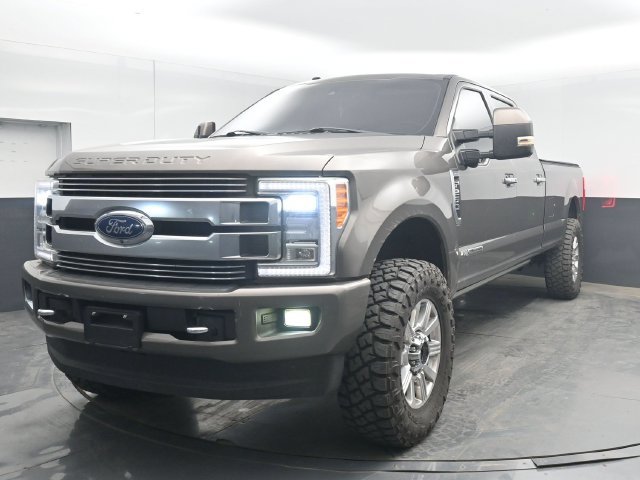 Used 2018 Ford F250 Limited AWD/4WD image 5