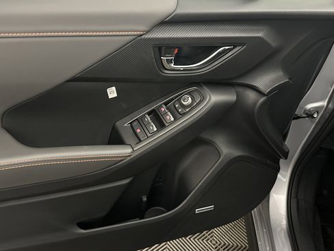 New 2025 Subaru Crosstrek 2.5i Limited w/ Crosstrek Mirror Package image 22
