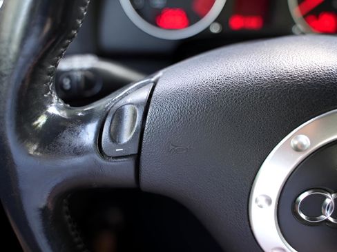 Used 2003 Audi TT 1.8T image 24