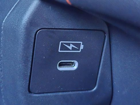 Used 2025 Honda HR-V Sport image 12