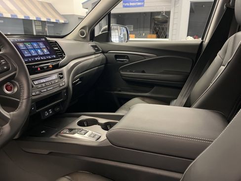 Used 2025 Honda Ridgeline RTL image 26