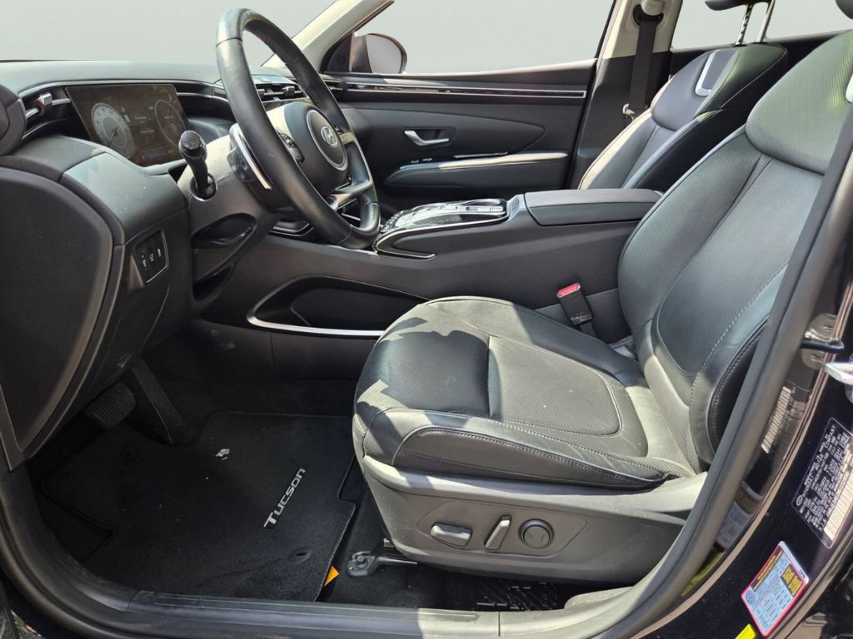 Used 2022 Hyundai Tucson Limited FWD image 9