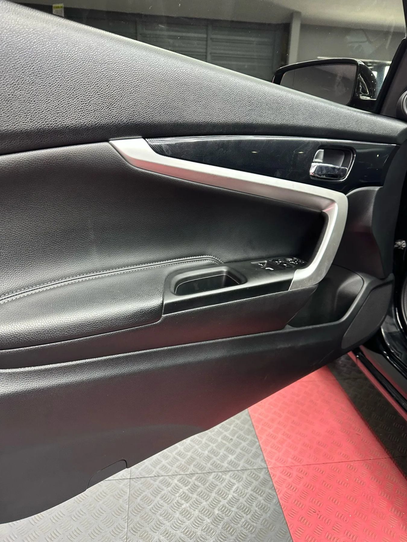 Used 2013 Honda Accord EX-L image 9