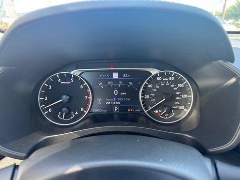 Used 2024 Nissan Altima 2.5 SV w/ SV Premium Package FWD image 19