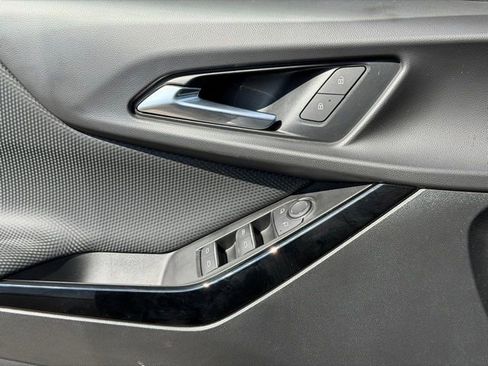 Used 2025 Chevrolet Equinox RS w/ Safety and Technology Package image 26