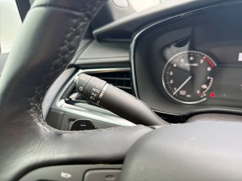 Used 2024 Cadillac XT6 Premium Luxury AWD/4WD image 32