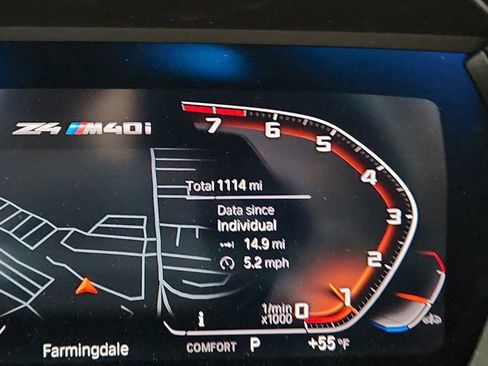 Used 2025 BMW Z4 M40i w/ Premium Package image 16