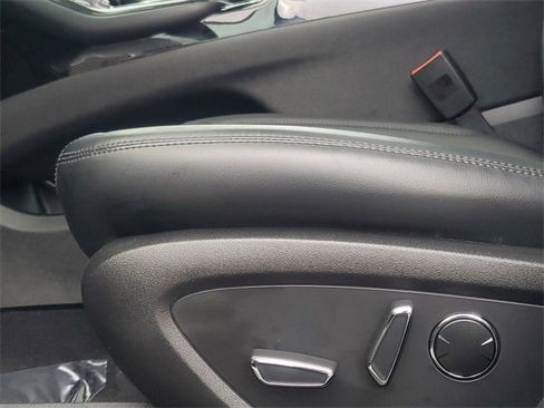 Certified 2023 Lincoln Nautilus Reserve image 14