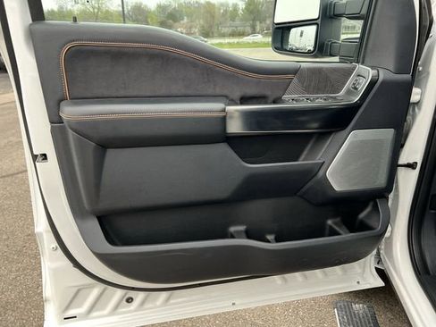 Used 2024 Ford F350 Platinum image 23