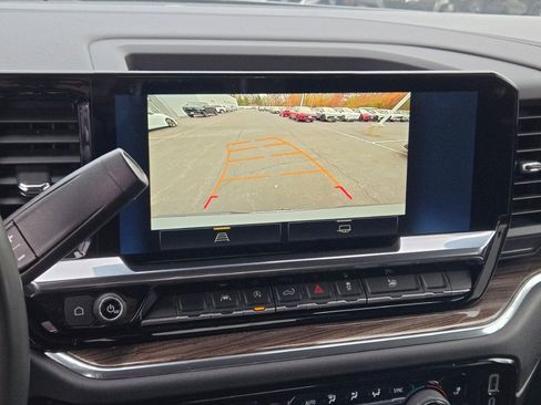 Certified 2024 Chevrolet Silverado 1500 LT image 21