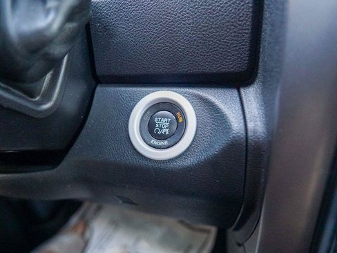 Used 2016 RAM 2500 Limited AWD/4WD image 27