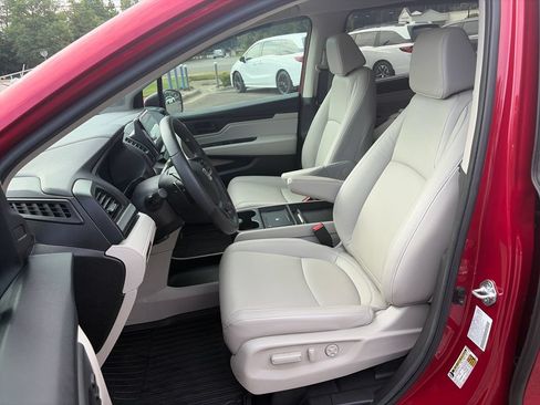 Used 2025 Honda Odyssey EX-L image 12