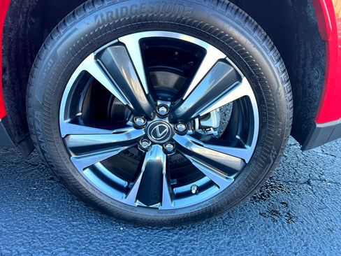 Used 2023 Lexus UX 250h FWD w/ Premium Package image 40