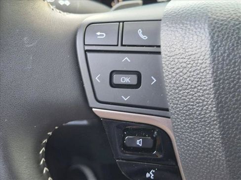 Used 2026 Toyota Camry SE w/ Convenience Package FWD image 11
